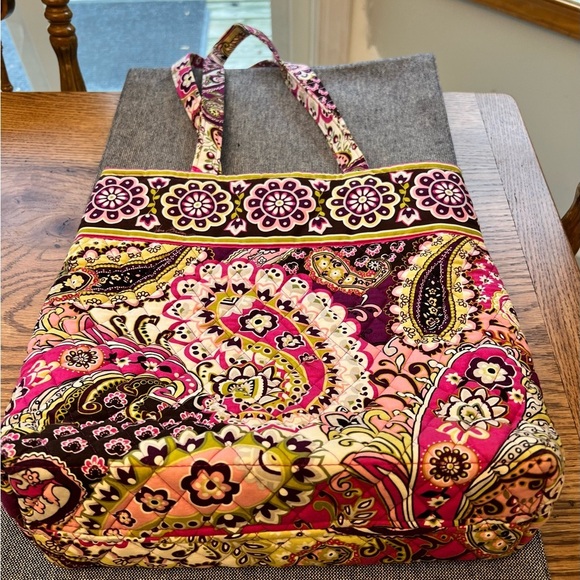 Vera Bradley Very Berry Paisley Vera
Large Tote Bag/Multicolor - Picture 2 of 6